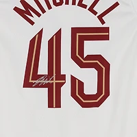 Maillot Nike Swingman blanc autographié par Donovan Mitchell des Cleveland Cavaliers 2022-2023 Association Edition