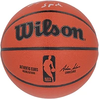 Ballon de basket-ball d'intérieur/extérieur Wilson Authentic Series autographié par Donovan Mitchell des Cleveland Cavaliers avec inscription « Spida »