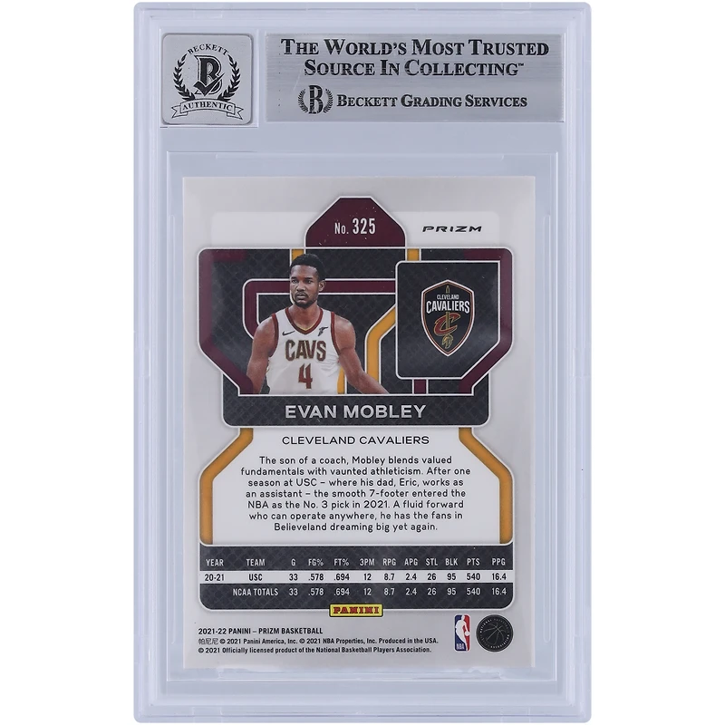 Carte de recrue autographiée 9/10 Panini Prizm rouge, blanc et bleu 2021-22 par Evan Mobley des Cleveland Cavaliers, Prizm n° 325, Beckett Fanatics, témoin
