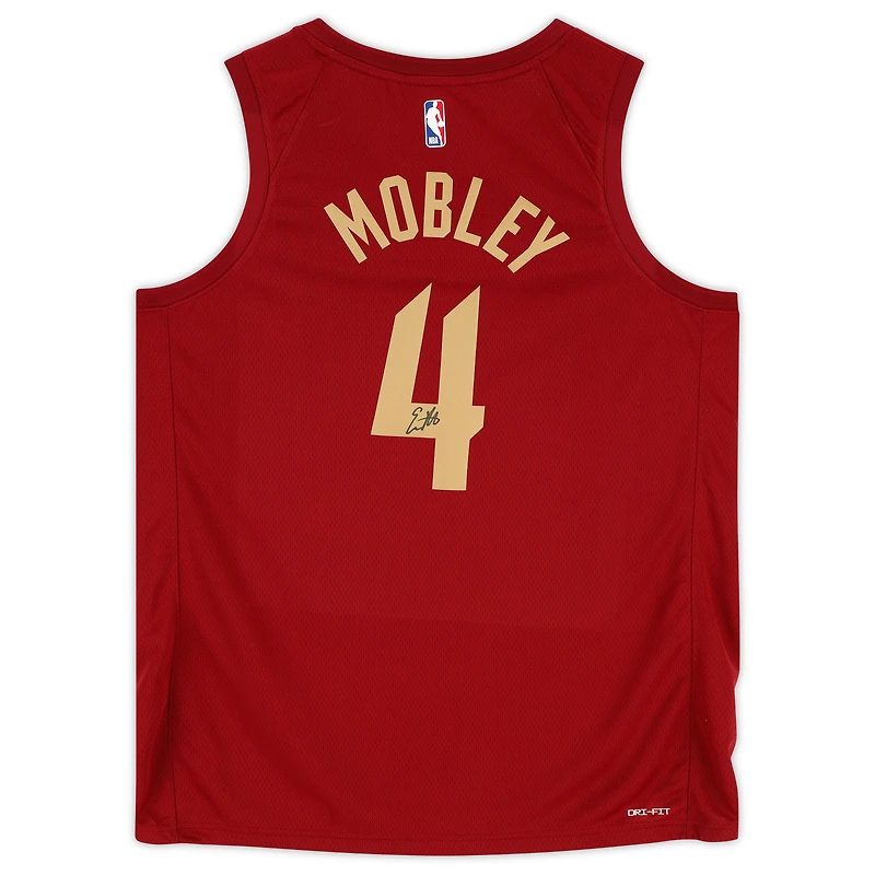 Maillot Nike Icon Swingman rouge 2022-2023 autographié par Evan Mobley des Cleveland Cavaliers