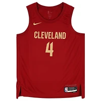 Maillot Nike Icon Swingman rouge 2022-2023 autographié par Evan Mobley des Cleveland Cavaliers