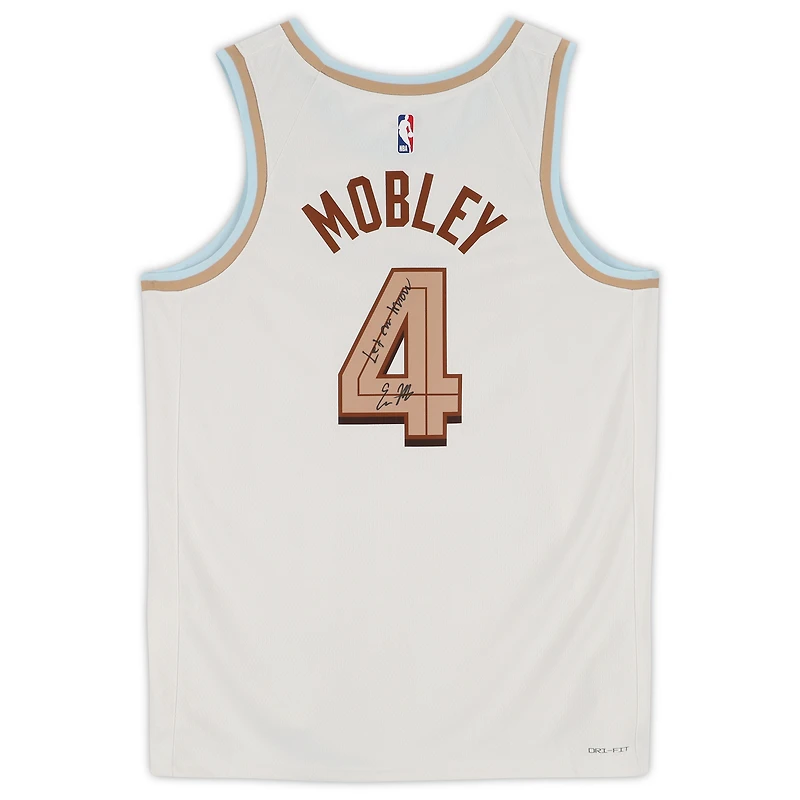 Maillot Swingman Nike City Edition 2022-23 blanc dédicacé par Evan Mobley des Cleveland Cavaliers avec inscription « Let Em Know »