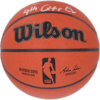 Ballon de basket-ball d'intérieur/extérieur Wilson Authentic Series autographié par Evan Mobley des Cleveland Cavaliers avec inscription « 4th Quarter Ev »