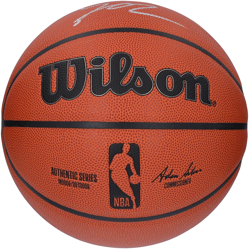 Ballon de basket-ball intérieur/extérieur Wilson autographié par Lonzo Ball Cleveland Cavaliers