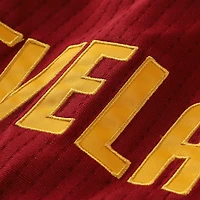 Maillot authentique Mitchell & Ness LeBron James Wine Cleveland Cavaliers Hardwood Classics 2015/16 pour homme