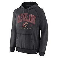 Sweat à capuche raglan pour hommes Fanatics Heather Charcoal Cleveland Cavaliers Foul Trouble Snow Wash