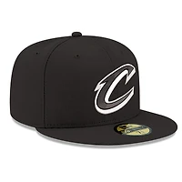Men's New Era Black/White Cleveland Cavaliers 59FIFTY Fitted Hat