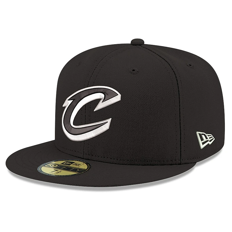Casquette ajustée New Era 59FIFTY Cleveland Cavaliers noire et blanche pour homme