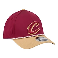 Men's New Era  Wine/Gold Cleveland Cavaliers Rope Two-Tone M-Crown A-Frame 39THIRTY Flex Hat