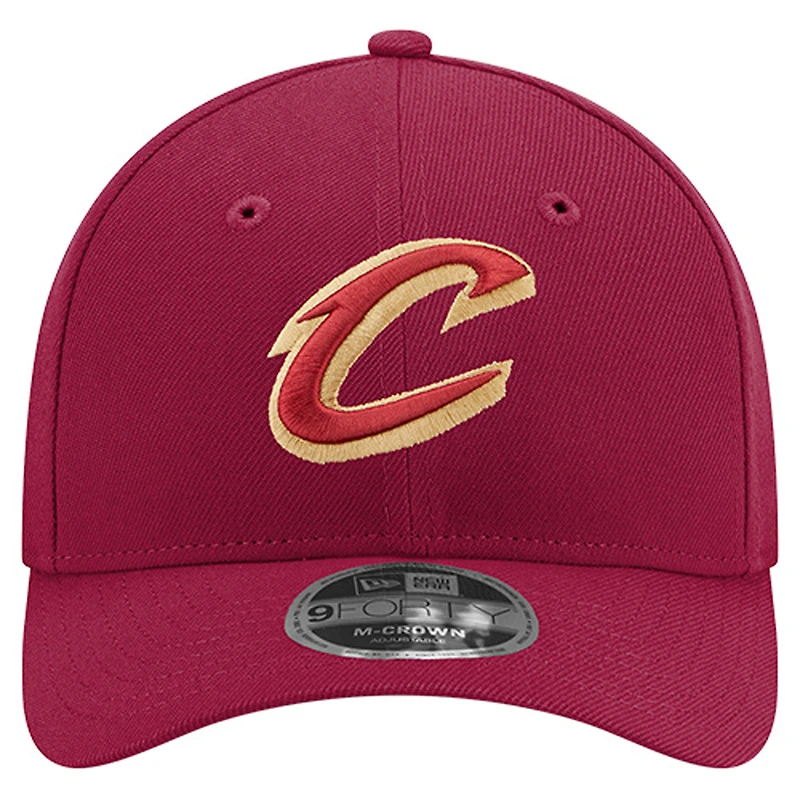 Casquette ajustable New Era 9FORTY Stock M-Crown pour homme, couleur vin, Cleveland Cavaliers