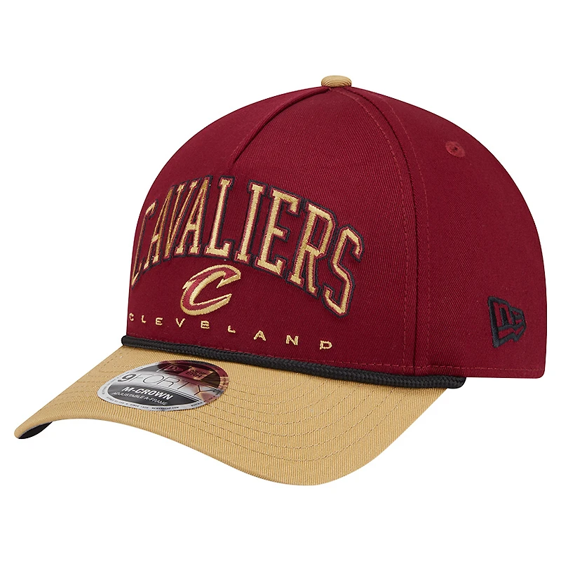 Casquette ajustable New Era pour homme, couleur vin, Cleveland Cavaliers Bold Arch COOLERA 9FORTY A-Frame M-Crown