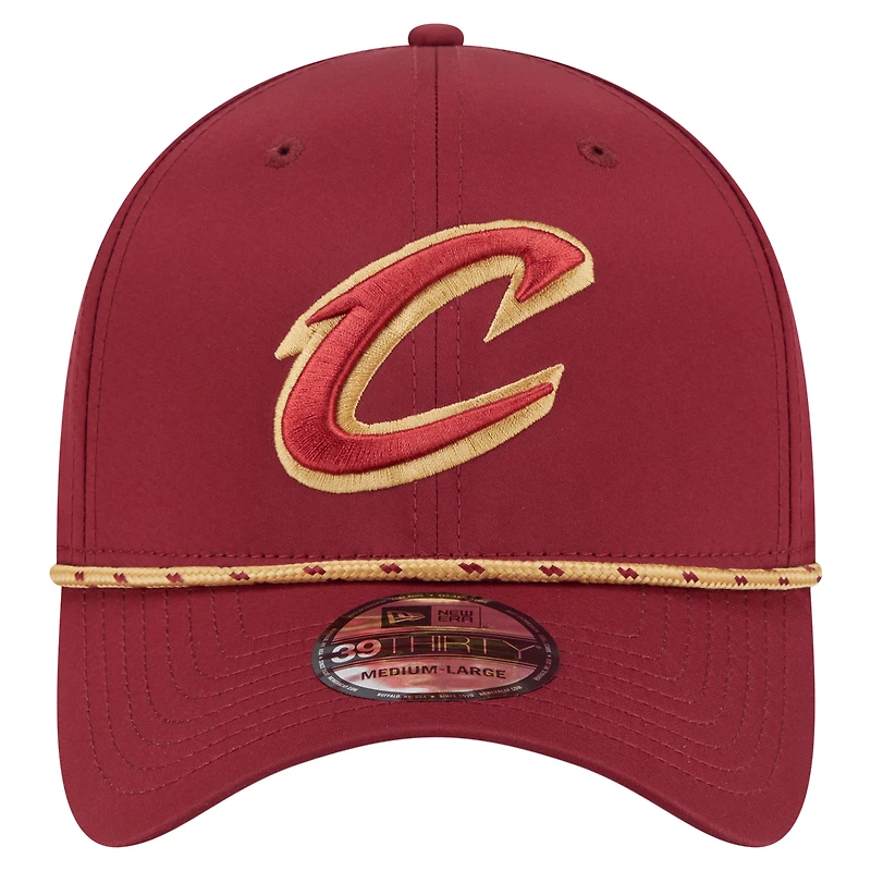 Casquette New Era Cleveland Cavaliers Featherweight Poly Rope Flex 39Thirty pour homme, couleur vin