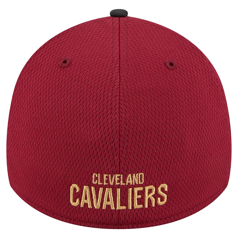 Casquette New Era 39THIRTY Flex pour homme, couleur vin, Cleveland Cavaliers