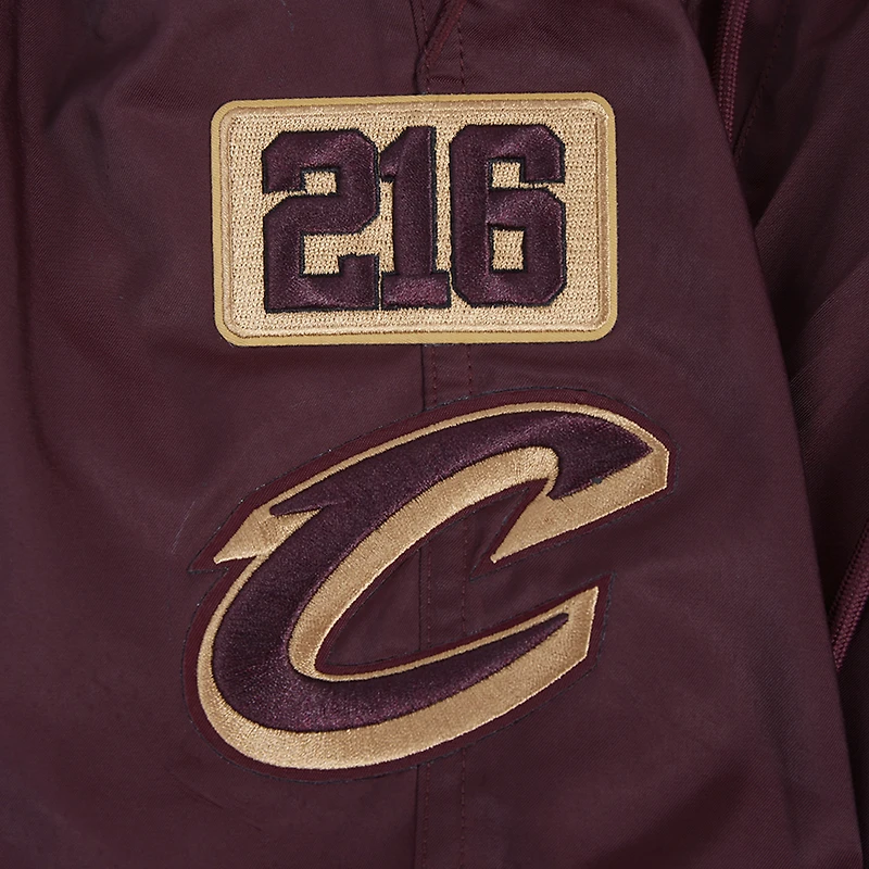 Short Pro Standard Wine pour homme des Cleveland Cavaliers Area Code