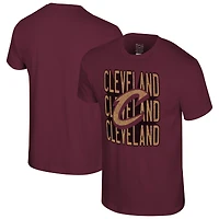 T-shirt unisexe Stadium Essentials bordeaux Cleveland Cavaliers Step Up