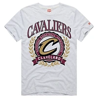 T-shirt unisexe Homage Ash Cleveland Cavaliers Crest en mélange de trois matières