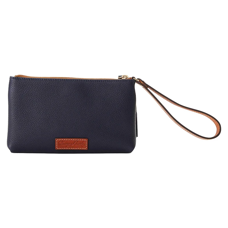 Dooney & Bourke Cleveland Guardians Poignet à double fermeture éclair sur le terrain