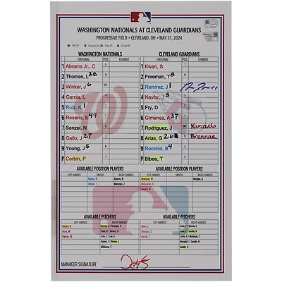Carte de composition d'équipe dédicacée de Jose Ramirez par les Cleveland Guardians lors du match contre les Washington Nationals le 31 mai 2024