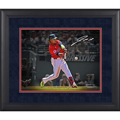Photo encadrée avec la signature fac-similé de José Ramirez, joueur des Cleveland Guardians, format 11 x 14 pouces.