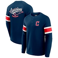 T-shirt Henley à manches longues et col raglan gaufré pour homme, collection Darius Rucker par Fanatics, bleu marine, Cleveland Guardians