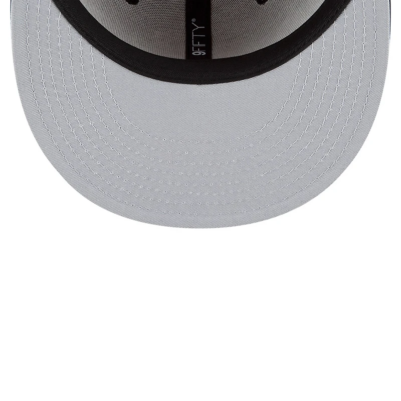 Men's New Era Black/Black Cleveland Guardians 9FIFTY Snapback Adjustable Hat