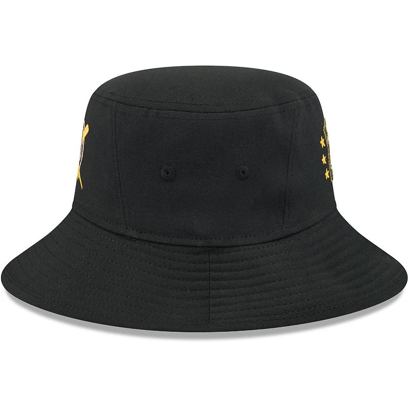 Bob New Era noir pour hommes des Cleveland Guardians 2024 Armed Forces Day
