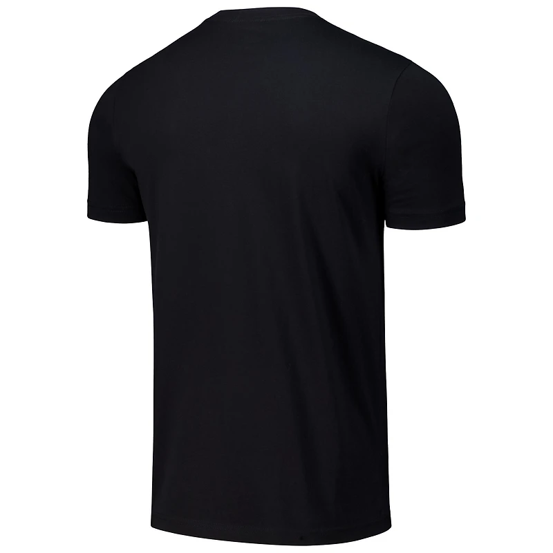 T-shirt noir New Era pour hommes des Cleveland Guardians 2024 de la Journée forces armées