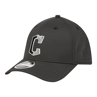 Casquette New Era noire Cleveland Guardians métallisée 39THIRTY M-Crown Flex pour homme