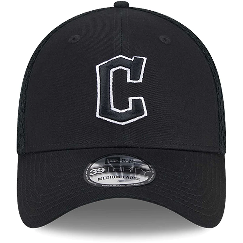 Men's New Era Cleveland Guardians Neo 39THIRTY Flex Hat