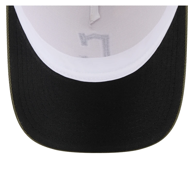 Casquette ajustable New Era 9FORTY M-Crown A-Frame pour homme, beige clair/olive, Cleveland Guardians 2025 Armed Forces Day