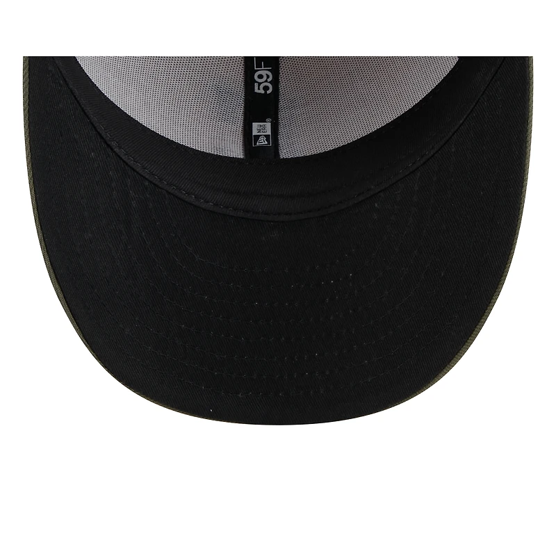 Casquette ajustée 59FIFTY basse pour homme New Era, beige clair/olive, Cleveland Guardians 2025 Armed Forces Day