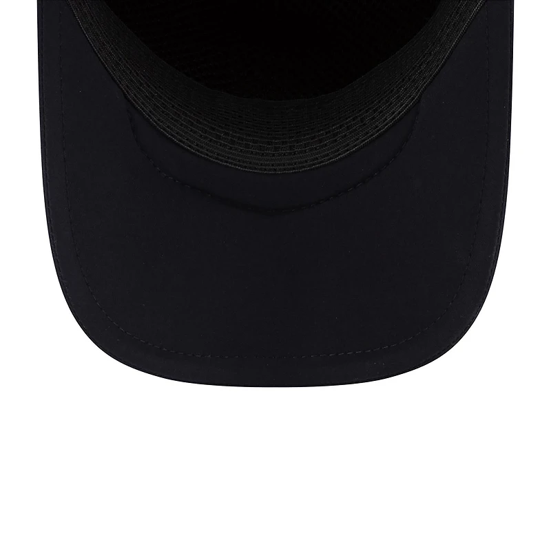 Men's New Era Navy Cleveland Guardians 2026 Batting Practice Apex 9FORTY Adjustable Trucker Hat