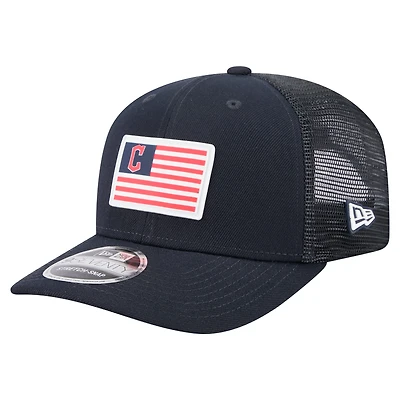 Men's New Era Navy Cleveland Guardians Flag 9SEVENTY Stretch-Snap Hat