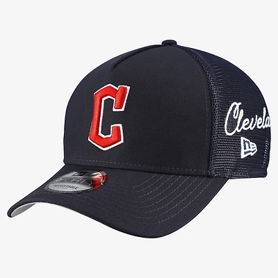 Casquette trucker ajustable New Era 9FORTY A-Frame, bleu marine, Cleveland Guardians, logo latéral