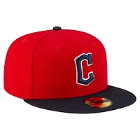 Casquette ajustée On Field 59FIFTY Cleveland Guardians rouge/noir pour homme de la collection authentique New Era