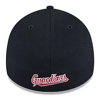 Men's New Era  White Cleveland Guardians 2025 Batting Practice 39THIRTY Flex Hat