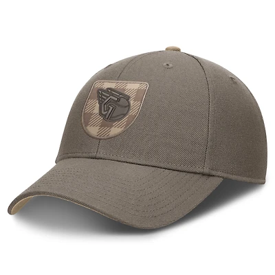 Casquette ajustable Nike marron Cleveland Guardians Statement Rise pour homme