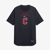 Haut raglan d'entraînement d'avant-match Nike Dri-FIT pour homme, collection authentique Cleveland Guardians, bleu marine