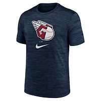 T-shirt Performance Nike Cleveland Guardians Logo Velocity pour homme - Bleu marine