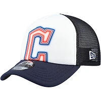 Casquette ajustable New Era blanche/bleu marine Cleveland Guardians peinte en A 9FORTY Trucker pour tout-petit