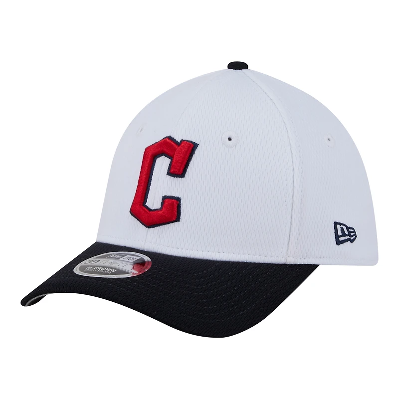 Casquette ajustable New Era blanche Cleveland Guardians Baseball 39THIRTY M-Crown pour tout-petit
