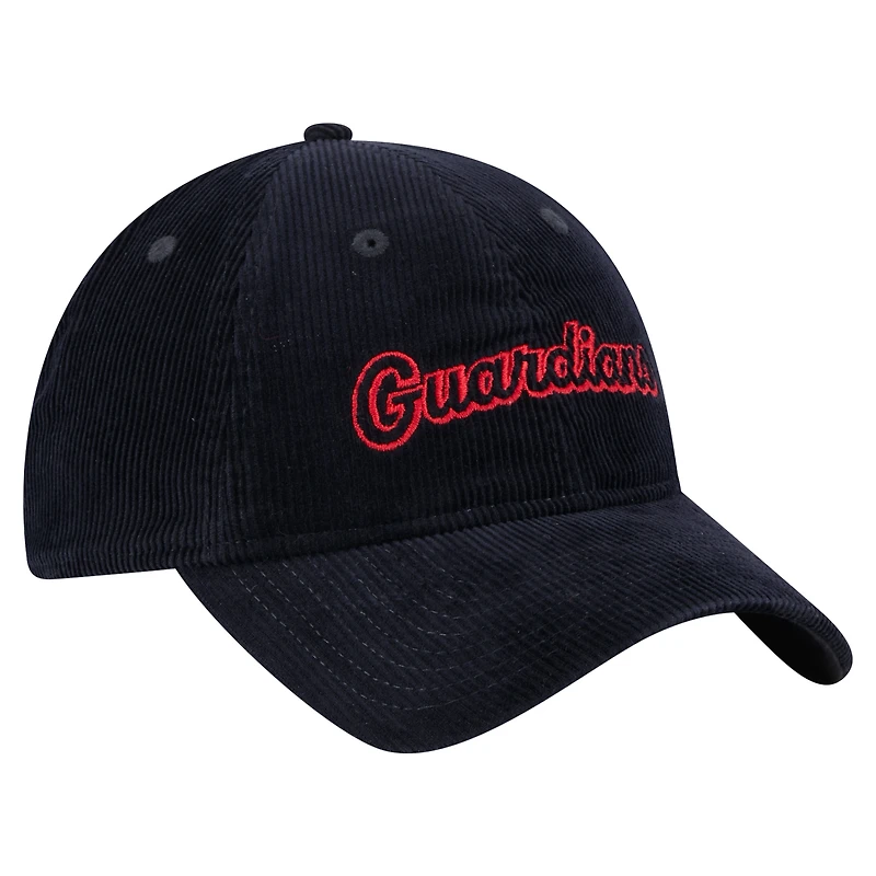 Casquette ajustable Cleveland Guardians 9TWENTY en velours côtelé bleu marine New Era pour femme