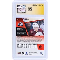 Cale Makar Colorado Avalanche Autographié 2021-22 Upper Deck SP Game Used Red Relic #8 CGC Fanatics Witnessed Authenticated Auto 10 Card