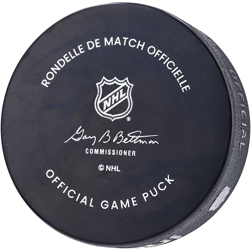 Rondelle de jeu officielle Inglasco 2022-23 autographiée par Cale Makar Colorado Avalanche