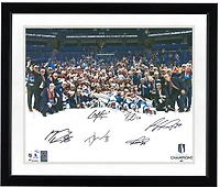 Photo d'équipe autographiée (40,6 x 50,8 cm) des champions de la Coupe Stanley 2022 de l'Avalanche du Colorado, avec 6 signatures - Édition limitée à 100 exemplaires