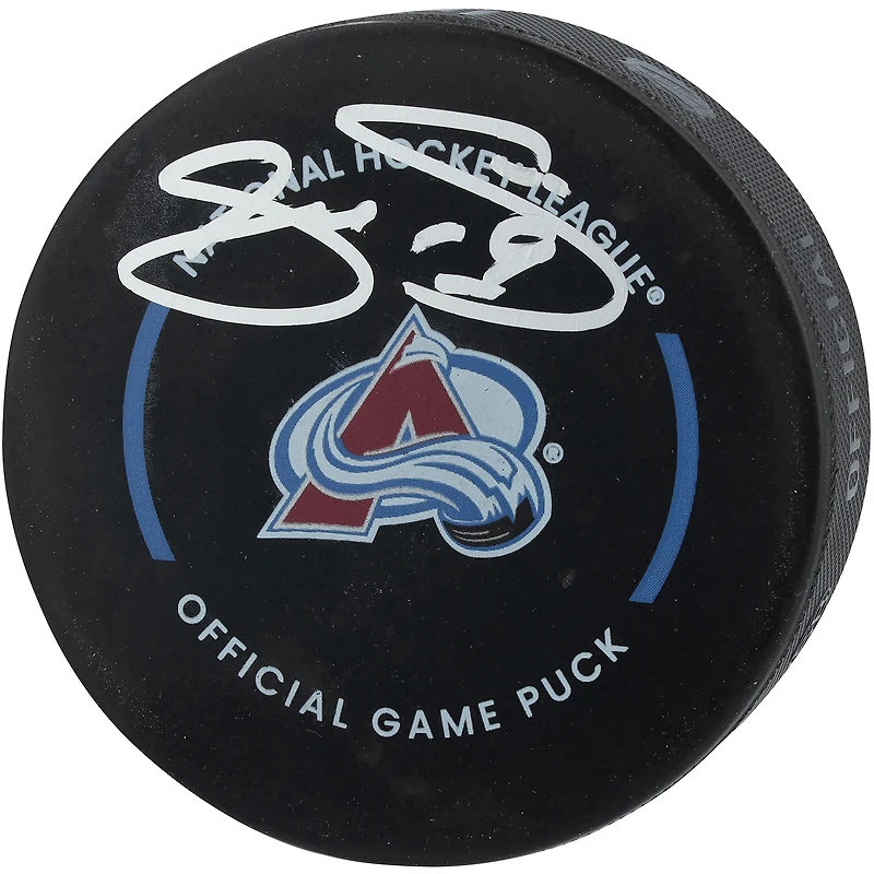 Rondelle de match officielle autographiée par Joe Sakic, Colorado Avalanche