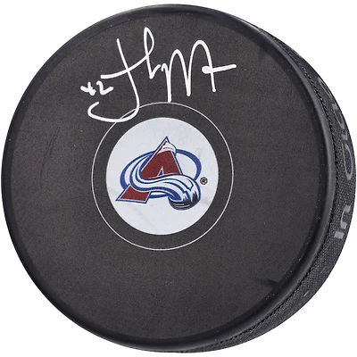Rondelle de hockey autographiée par Josh Manson de l'Avalanche du Colorado