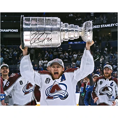 Photographie autographiée de Nathan MacKinnon, champion de la Coupe Stanley 2022