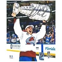 Nicolas Aube-Kubel Colorado Avalanche dédicacé les champions de la Coupe Stanley 2022 8" x 10" Raising Cup Photographie