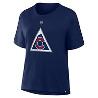 T-shirt authentique Fanatics pour femmes Nathan MacKinnon, bleu marine, Colorado Avalanche, avec nom et numéro.